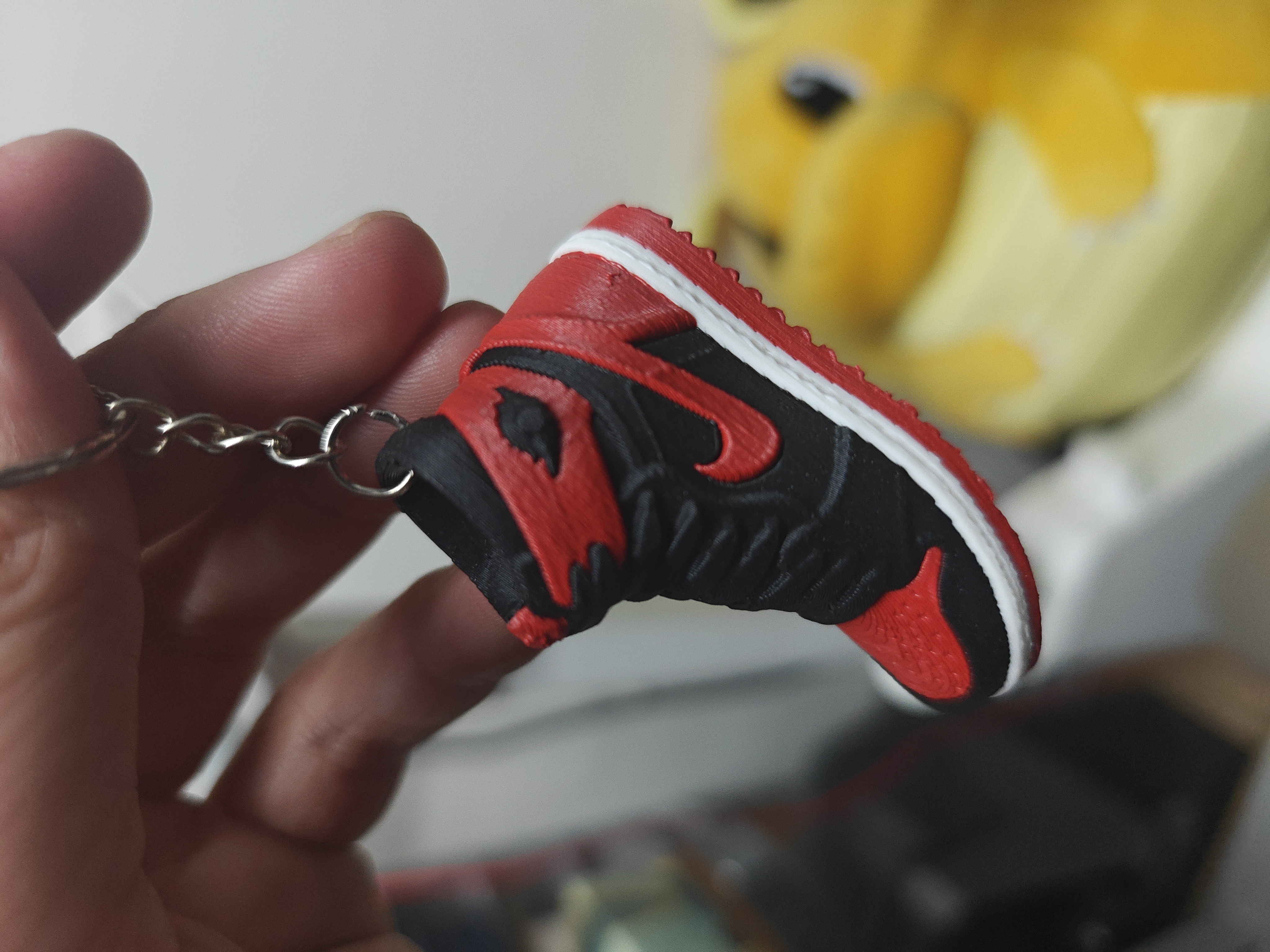 Keychain - Schoen - (Black-Red-White) - R3A5L7