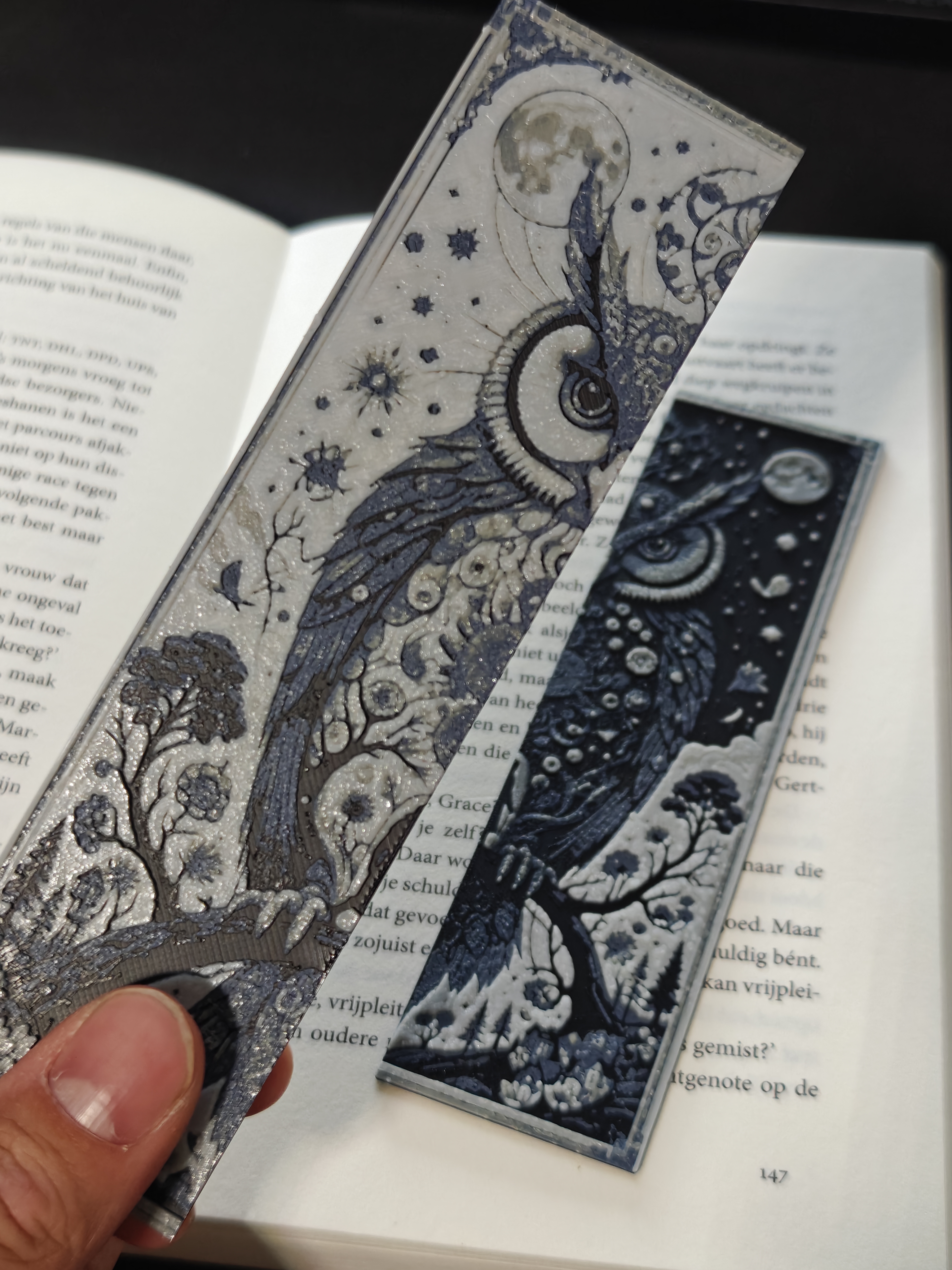 Set of 2 bookmarks - Celestial Own - (Bone White-Dark Grey) - r7a2x9 - IMG20250619211432.jpg